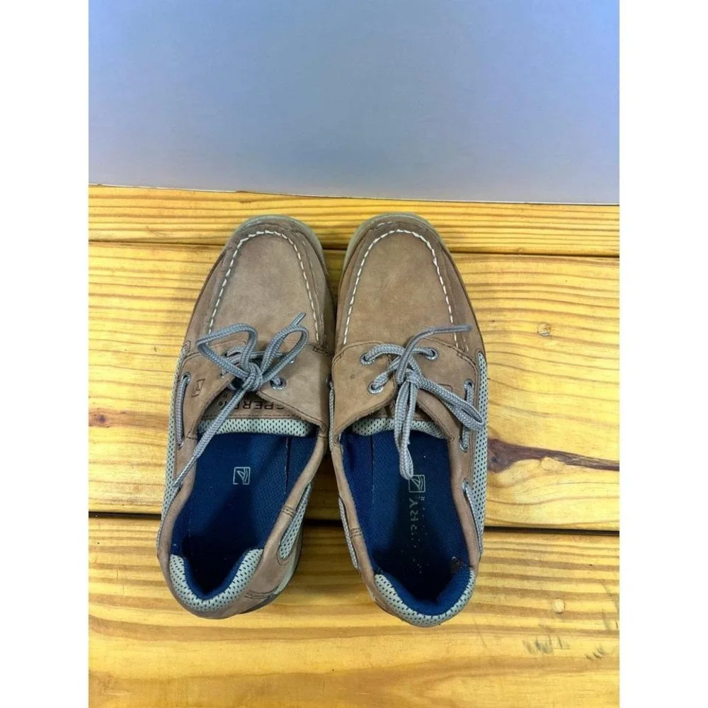 Sperry Top-Sider Boys Lanyard Boat Shoes – Size‎ 4M – Tan Leather Deck Shoes